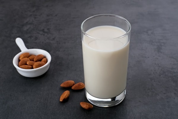 Coconut Milk And Almond Milk